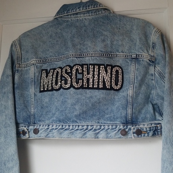 moschino cropped denim jacket